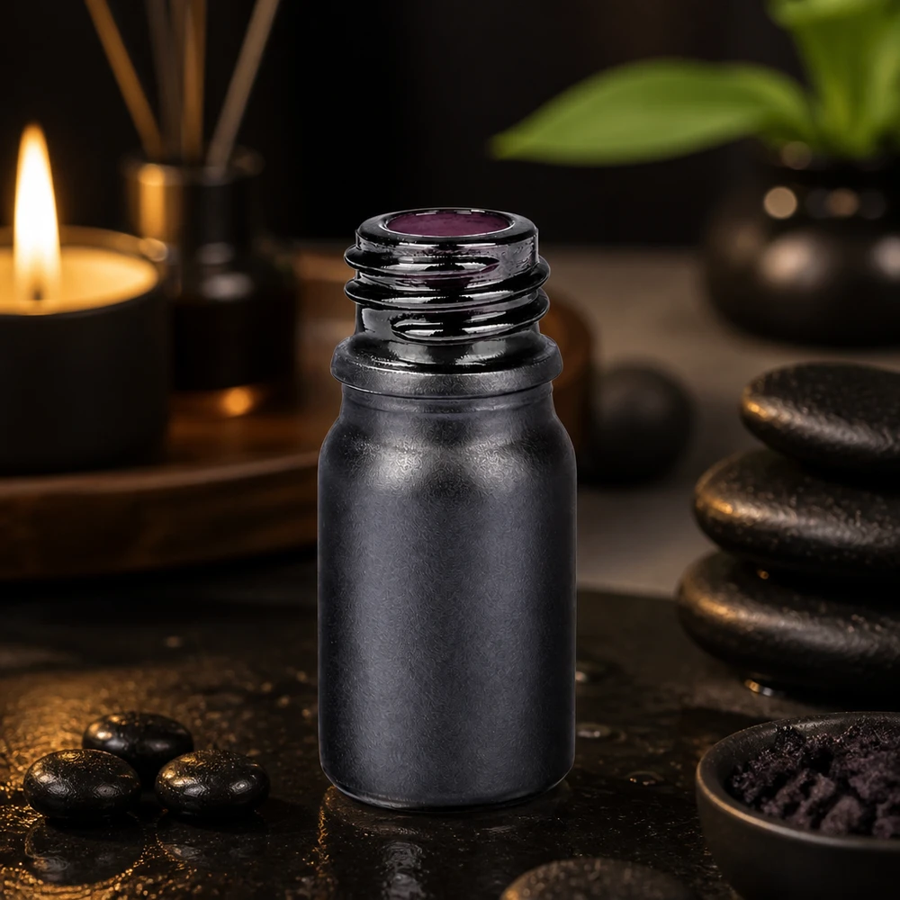 5ml apothekersfles BlackLine UT18/5 UNiTWIST Elegant 5ml apothekersflesje BlackLine UT18/5 UNiTWIST gepresenteerd in een stijlvolle spa-sfeer